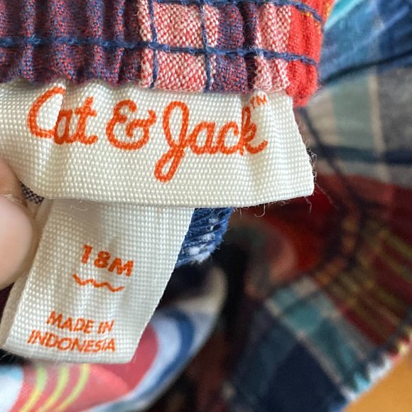 Cat & Jack ❤️ Boy's Multicolor Drawstring Plaid Shorts Size 18M (PRE-LOVED) - Picture 3 of 4